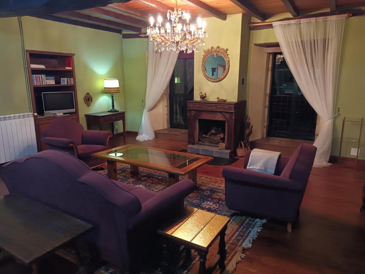 Palacio De Cantiz "Reserva De Ancares" Becerrea ภายนอก รูปภาพ