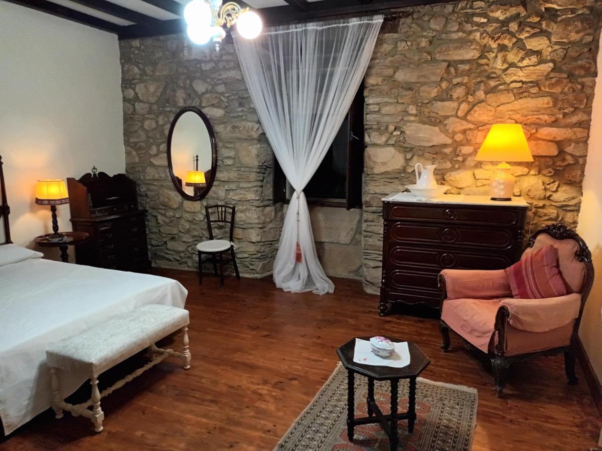 Palacio De Cantiz "Reserva De Ancares" Becerrea ภายนอก รูปภาพ